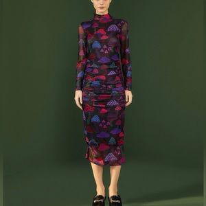 NWT mesh ruched bodycon mushroom print midi dress